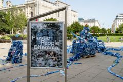 Oliver Hangl - Plastic-People-Dilemma - Foto: H. Prochart