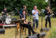 Baulücken-Konzert: Die Strottern & Jazzwerkstatt / Foto: H. Prochart