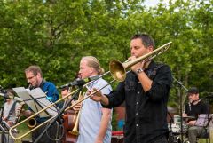 Baulücken-Konzert: Die Strottern & Jazzwerkstatt / Foto: H. Prochart