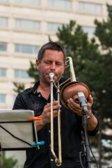 Baulücken-Konzert: Die Strottern & Jazzwerkstatt / Foto: H. Prochart