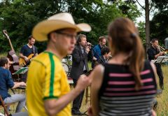 Baulücken-Konzert: Die Strottern & Jazzwerkstatt / Foto: H. Prochart