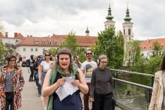 Graz Guerillawalks: Oliver Hangl feat. Barbis Ruder / Foto: H. Prochart
