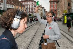Graz Guerillawalks: Oliver Hangl feat. Barbis Ruder / Foto: H. Prochart