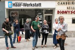 Graz Guerillawalks: Oliver Hangl feat. Barbis Ruder / Foto: H. Prochart