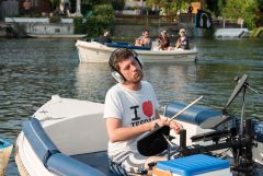 Silent Bootskonzert #4: Der Nino aus Wien / Foto: H. Prochart