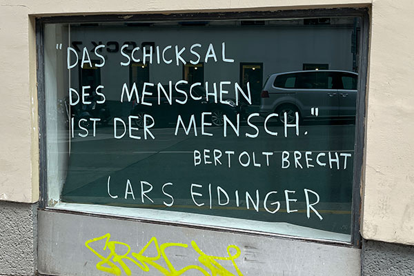 Projekt 132: window words #16: Lars Eidinger