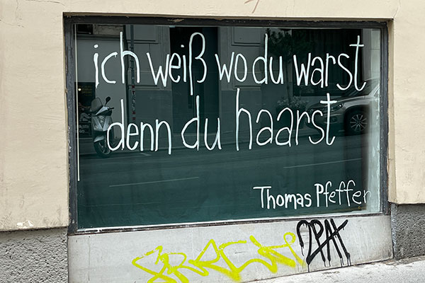 Projekt 141: window words #22: Thomas Pfeffer